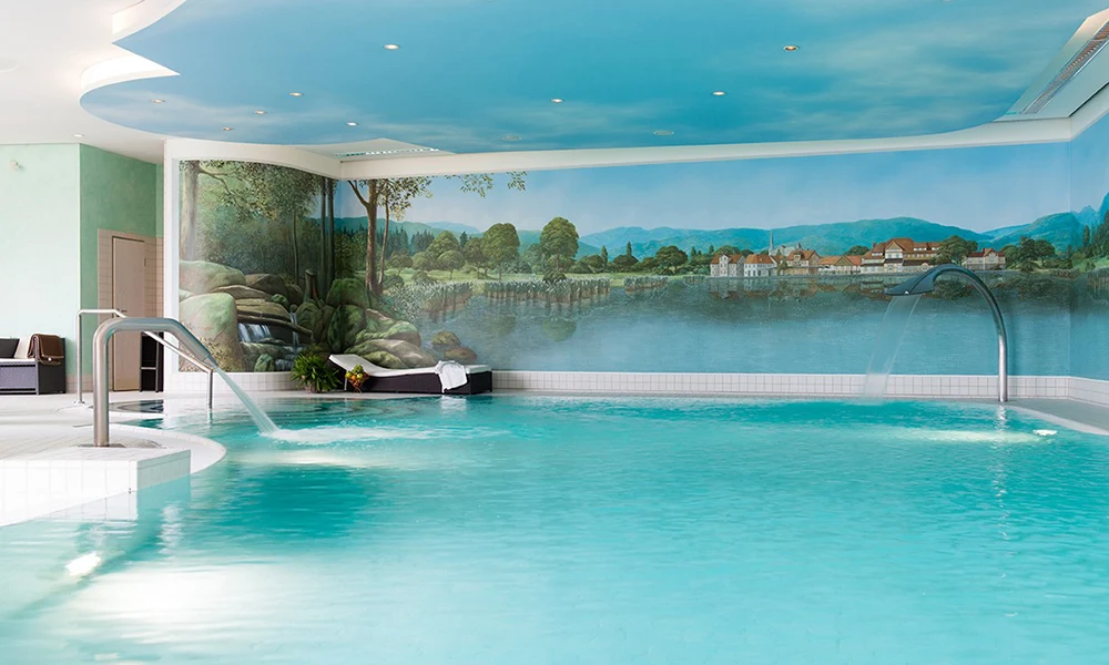 Wandmalerei im *****Hotel „Zu den Rothen Forellen"