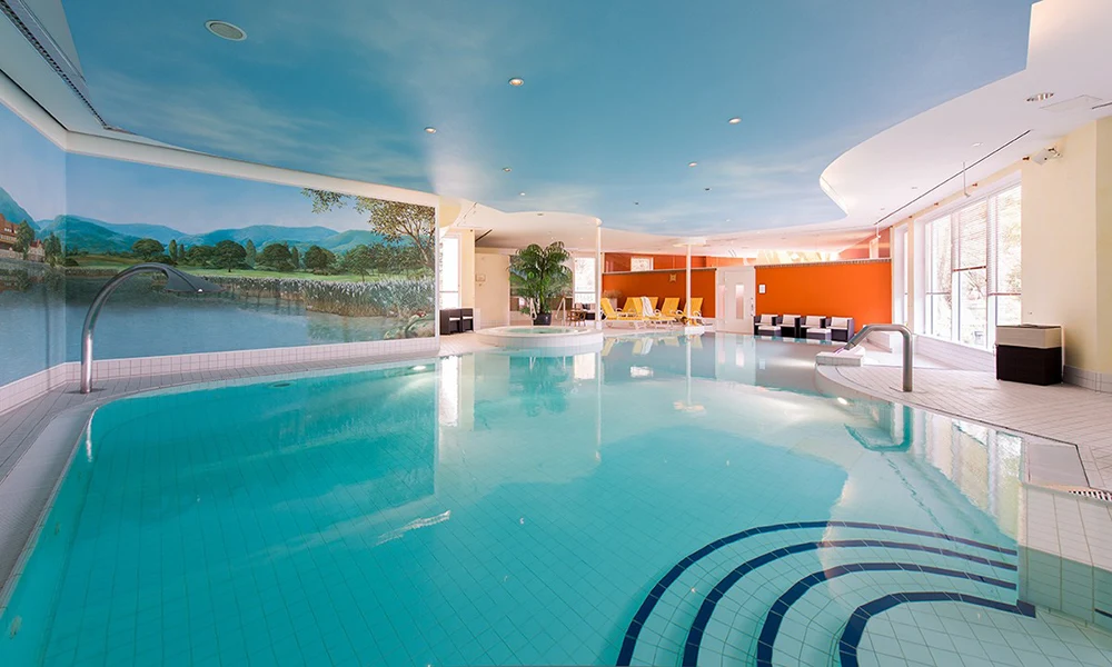 Wandmalerei im *****Hotel „Zu den Rothen Forellen"