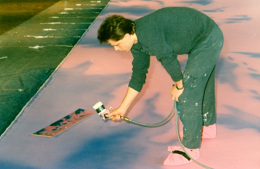 Theatermalerei,  Bühnenmalerei, Prospektmalerei - der Künstler bei der Arbeit (1986)