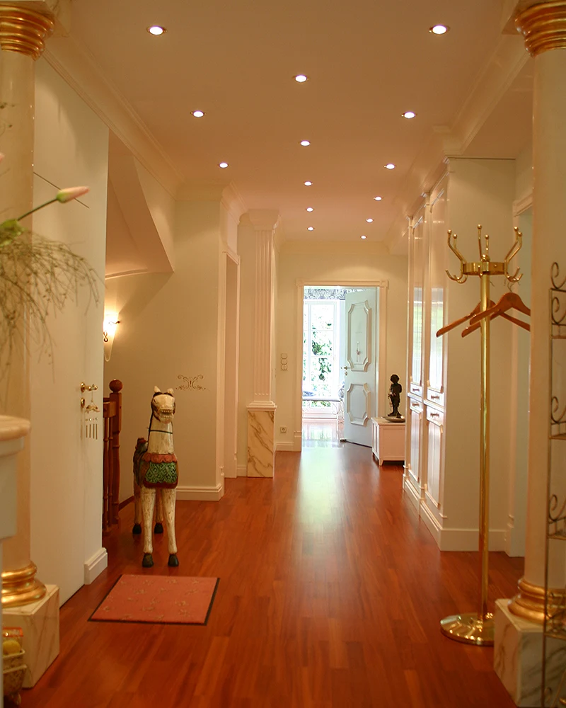 Wandmalerei in Bad und Wellness - Tendineum Flur zum Bad